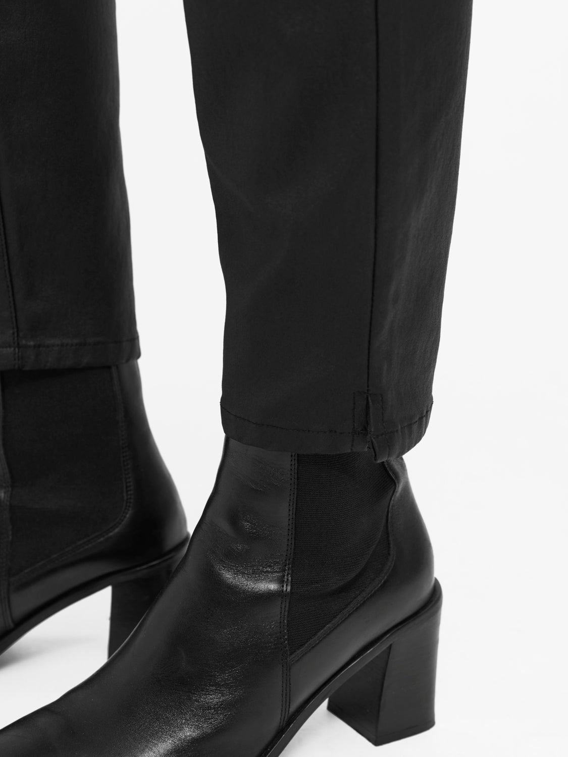 OBJBELLE Pants - Black - VERO MODA & VILA Bergvik